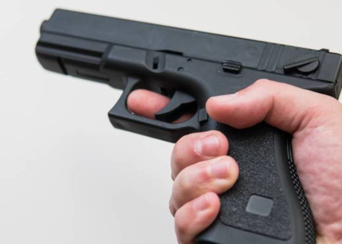 Airsoft Buyer Guide: Gas Pistols featured image