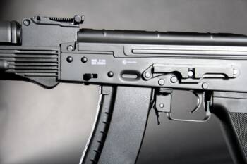 Evolution E-104 Paratrooper (489) - Image 6
